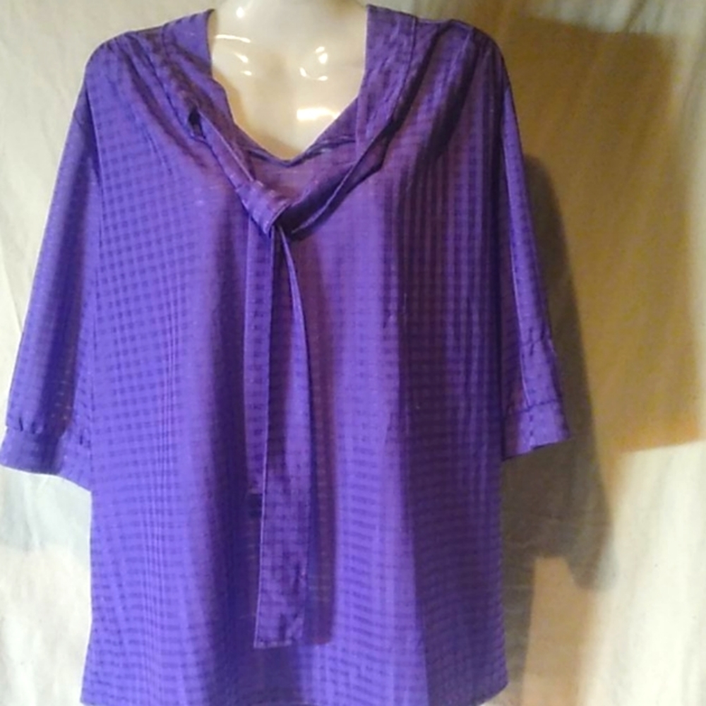 Women's blouse